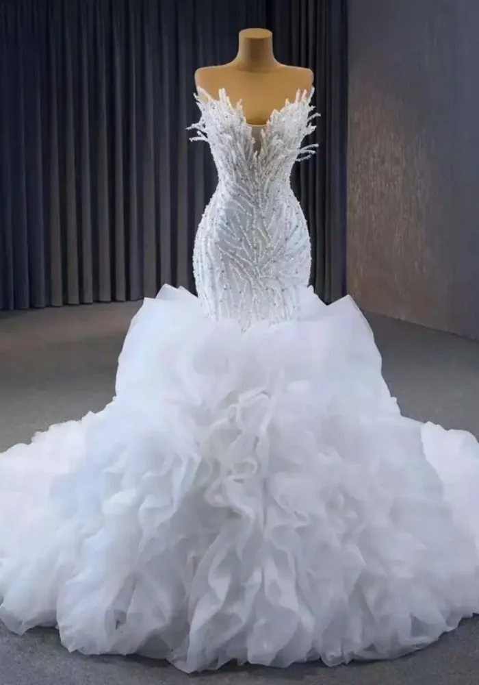 Beautiful Sleeveless Pearls Mermaid Wedding Gowns Dresses